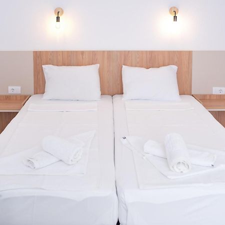 Nacional Motel Trebinje Bagian luar foto