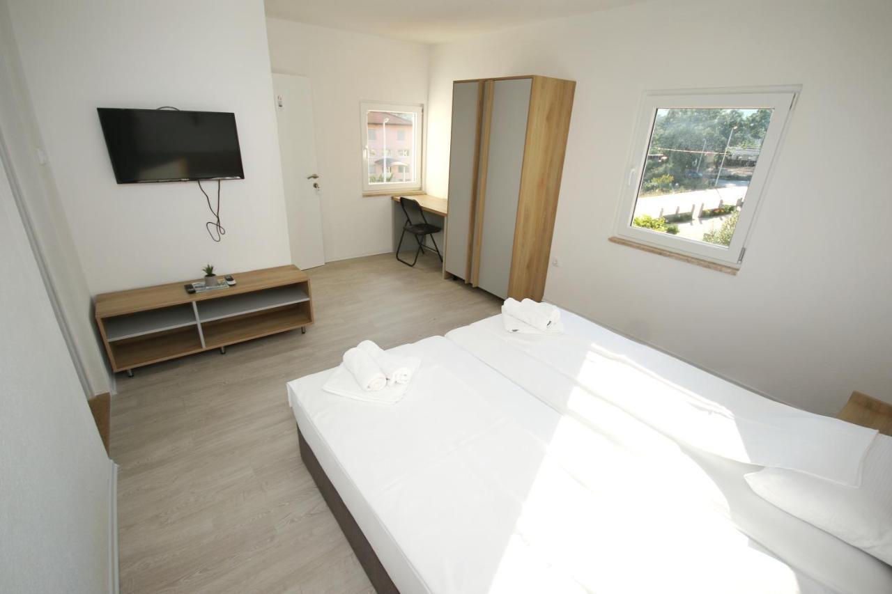 Nacional Motel Trebinje Bagian luar foto