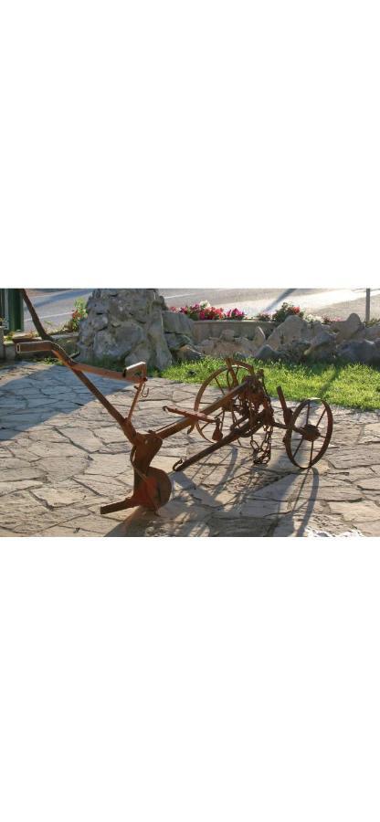 Nacional Motel Trebinje Bagian luar foto