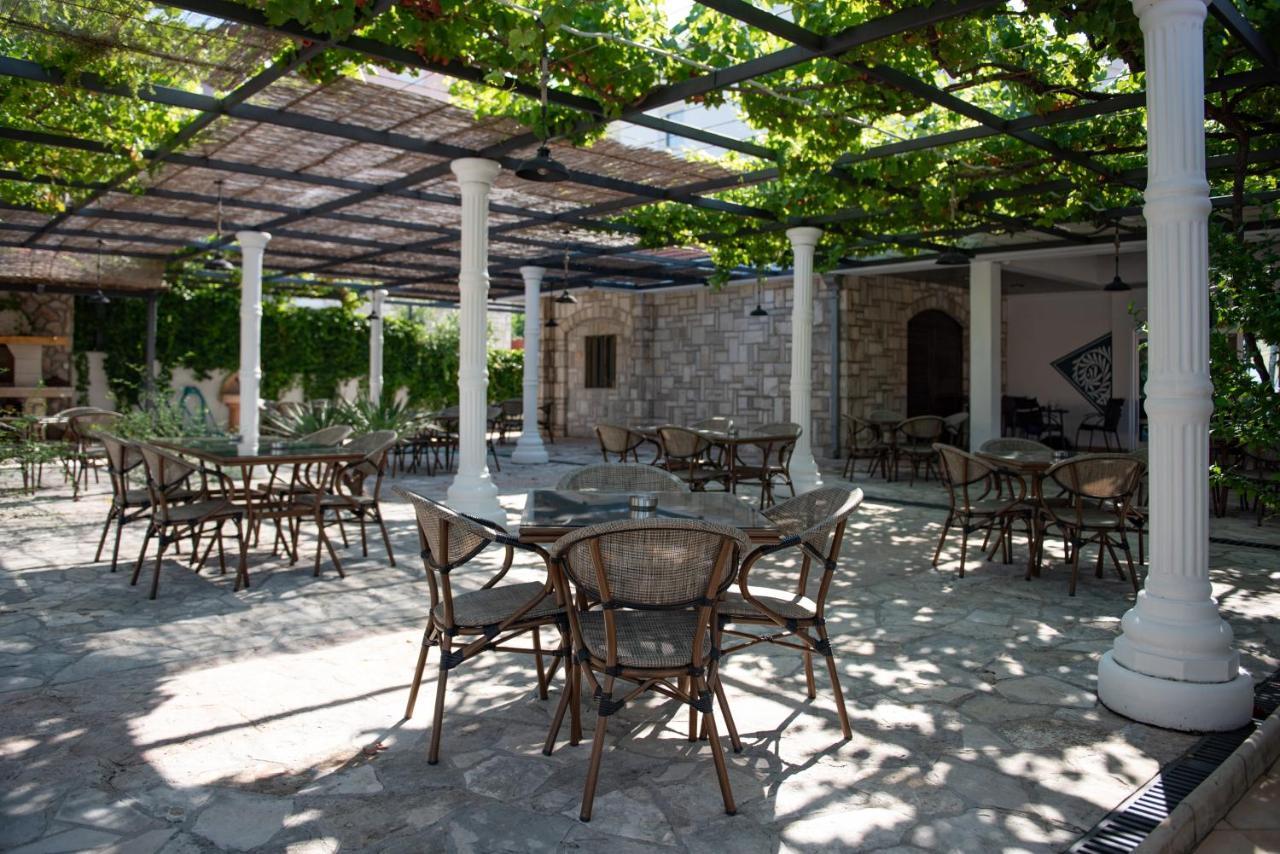 Nacional Motel Trebinje Bagian luar foto