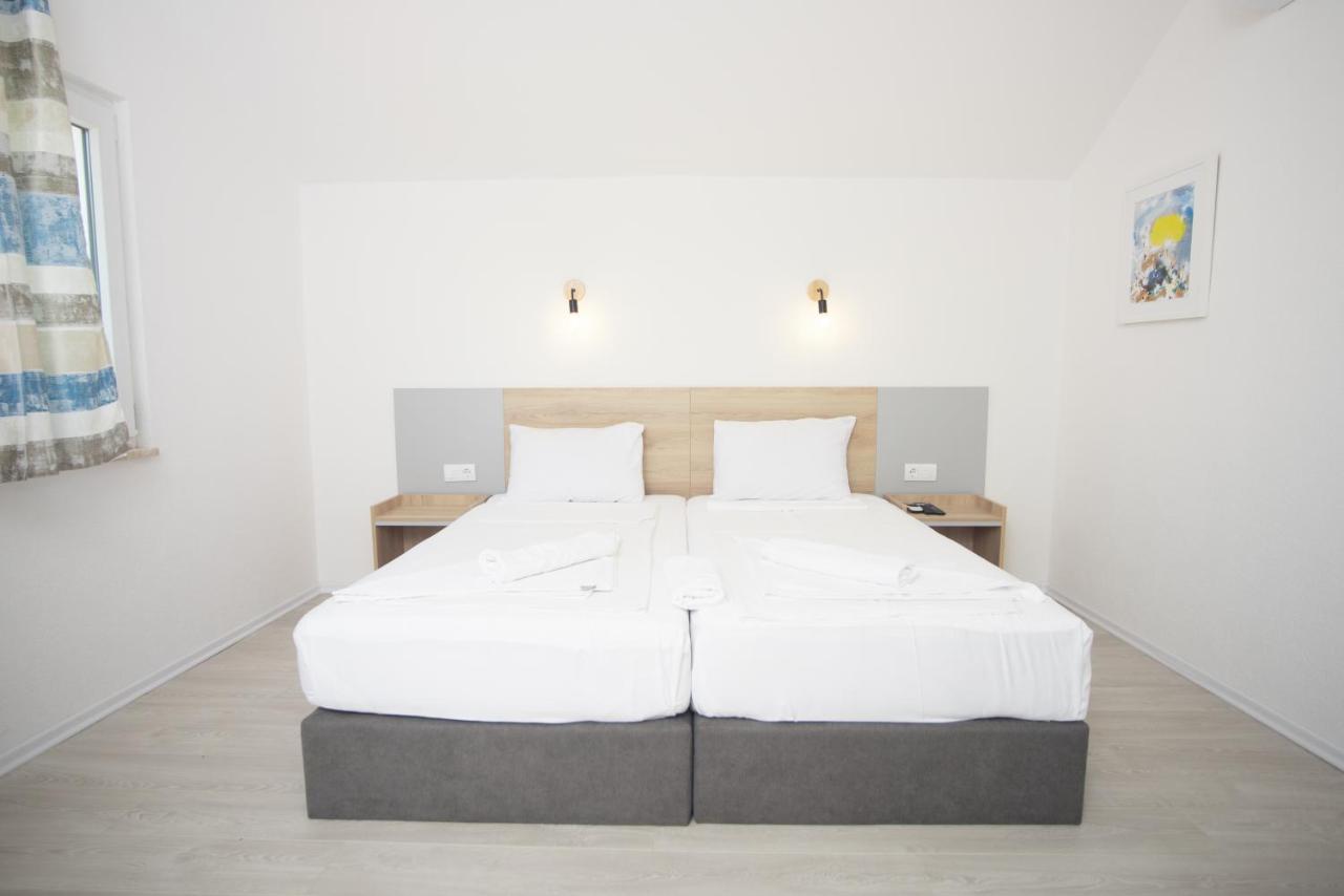Nacional Motel Trebinje Bagian luar foto