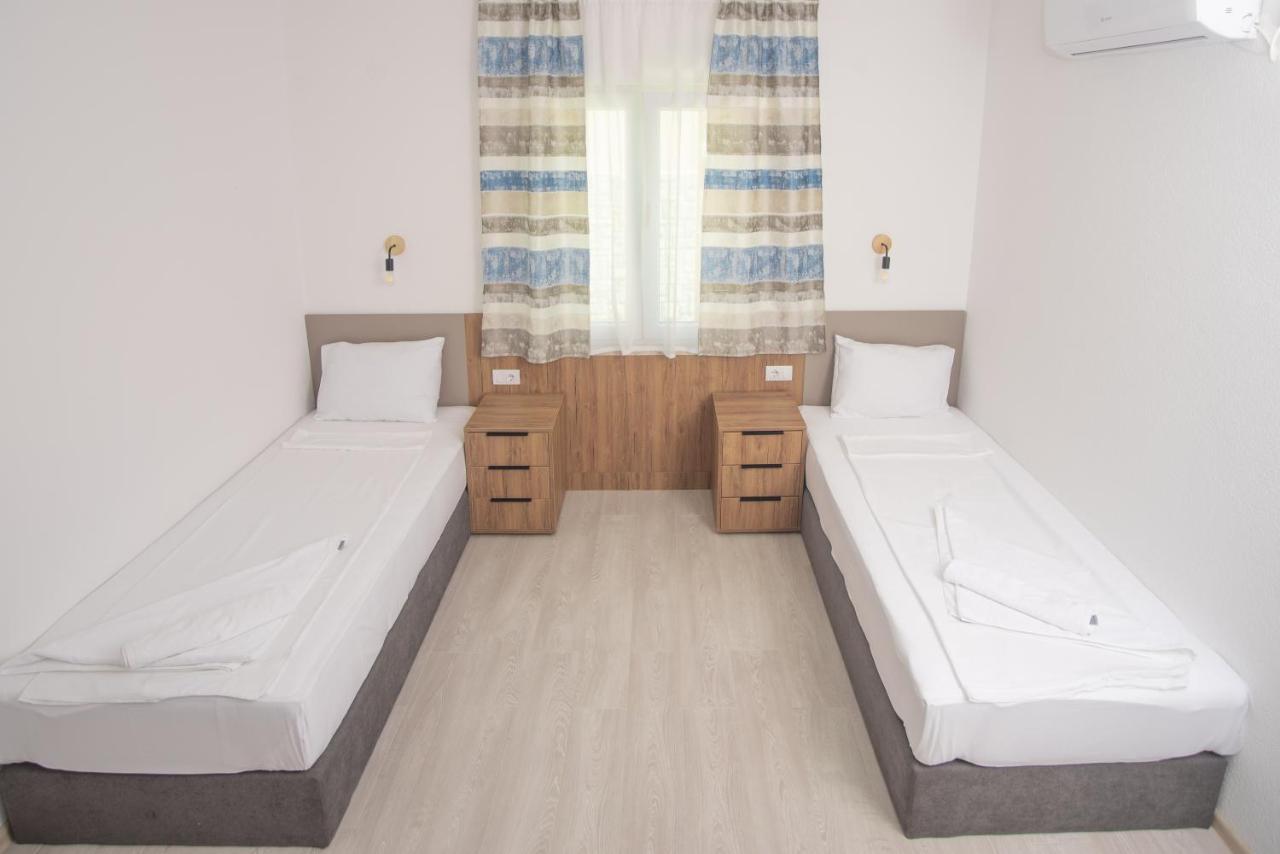 Nacional Motel Trebinje Bagian luar foto