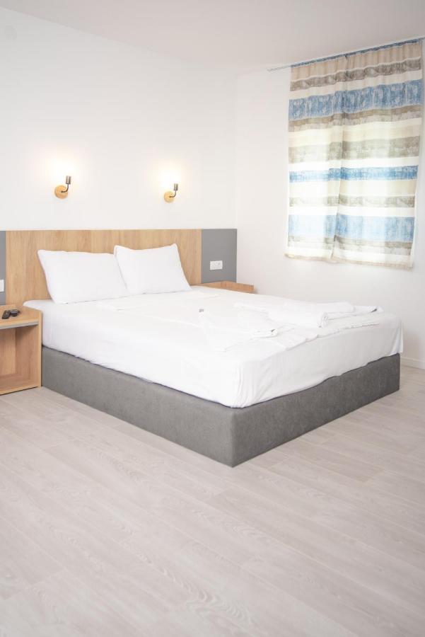 Nacional Motel Trebinje Bagian luar foto
