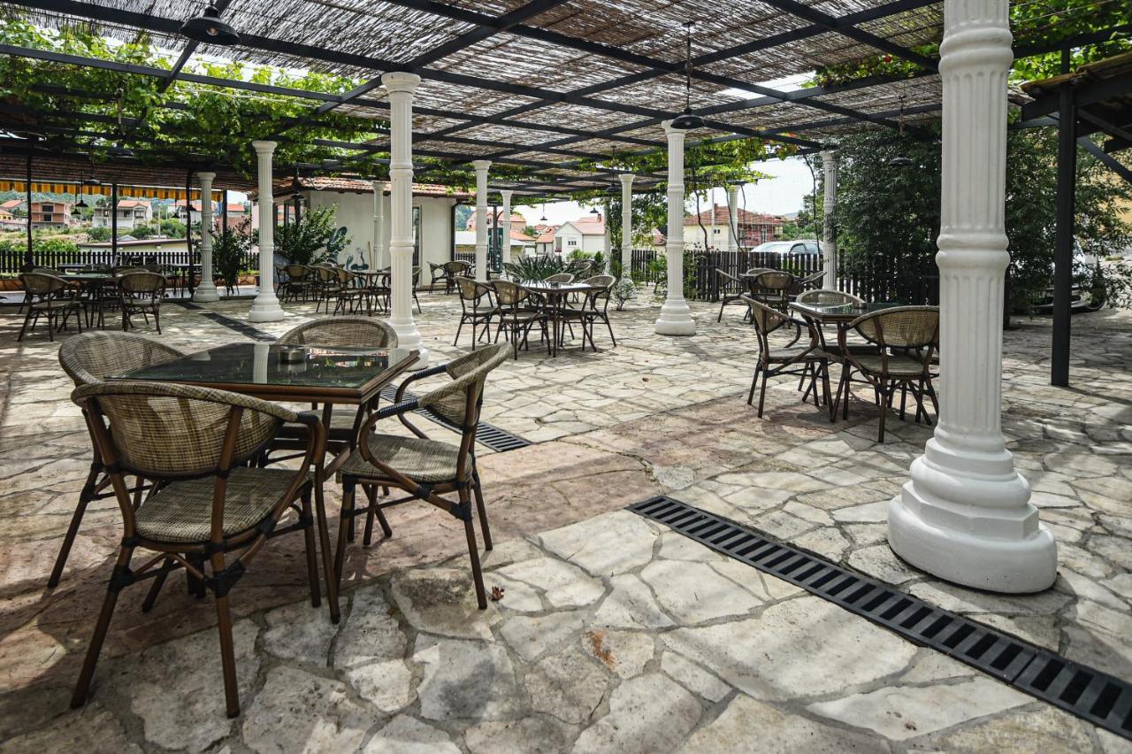 Nacional Motel Trebinje Bagian luar foto